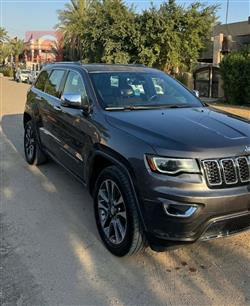 جيب جراند شيروكي